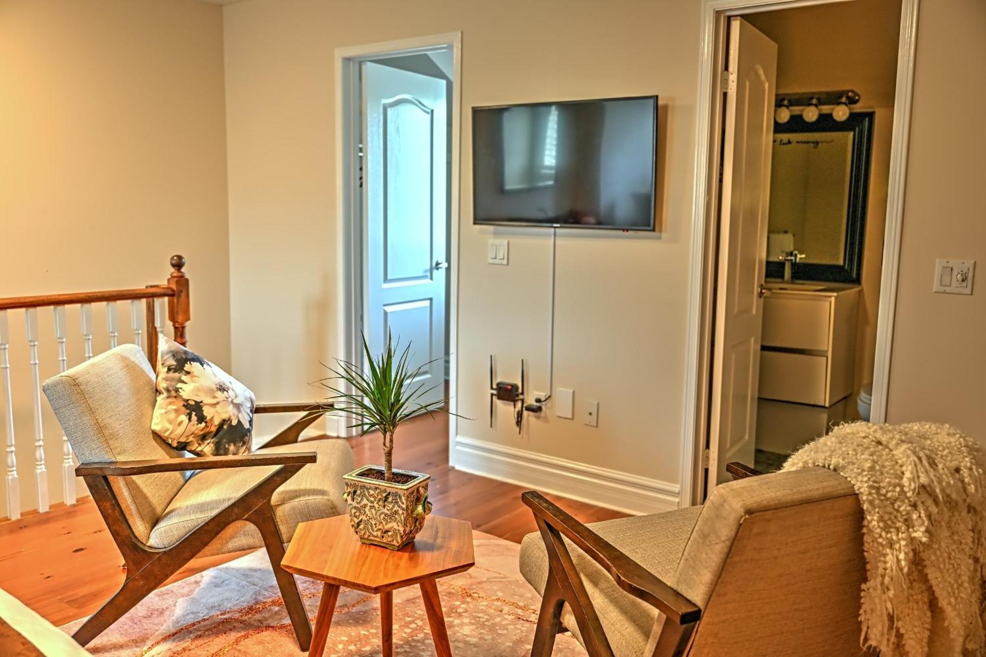 Welcome Home! Acores Bed & Breakfast Toronto Room photo